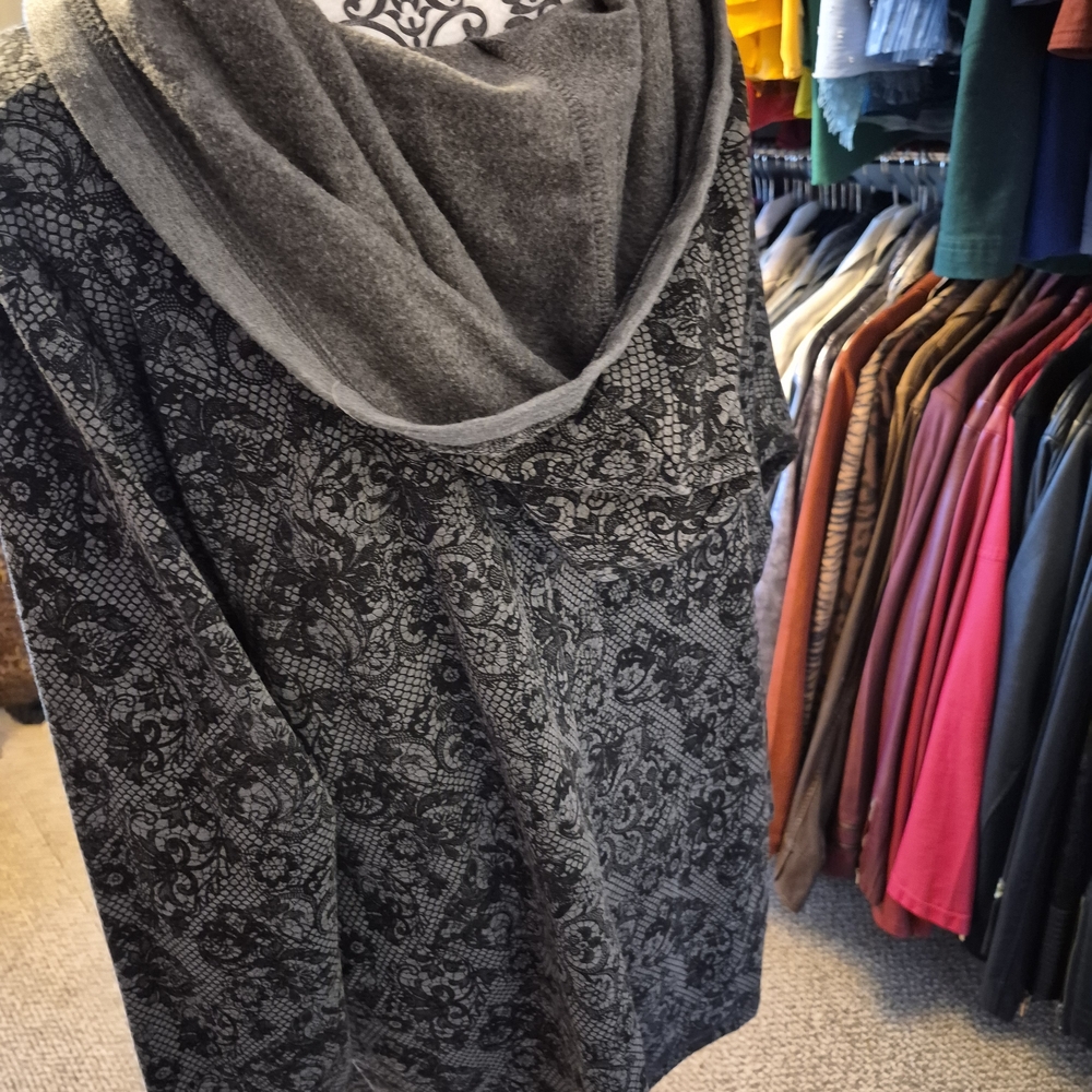 Livi Active Gray Patterned Hoodie - Picture 3 of 5